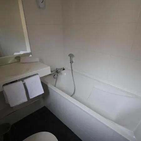 Hotel Des Tonneliers 2*