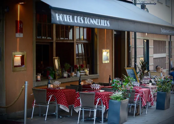 Hotel Des Tonneliers 2*